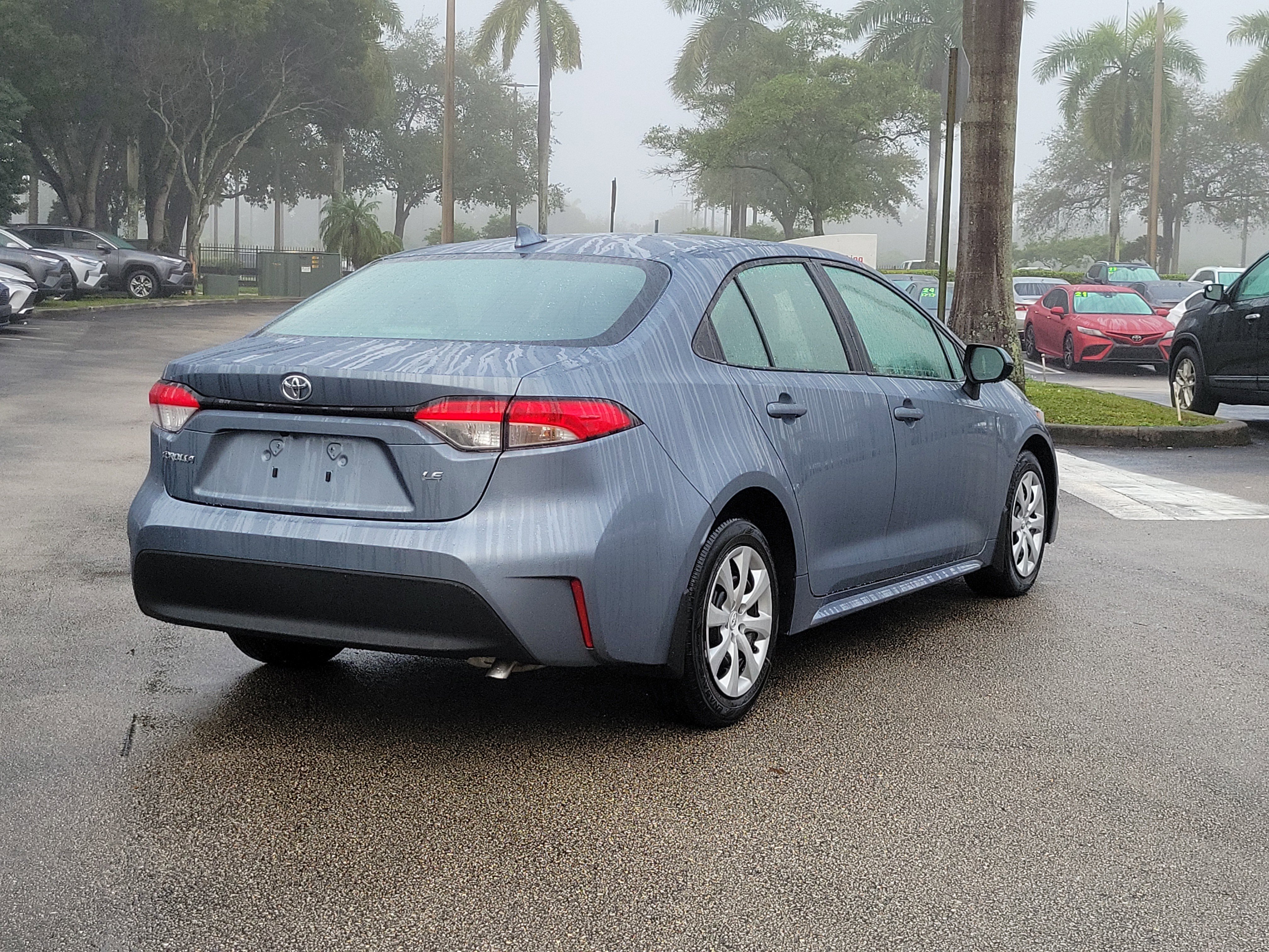 Used 2025 Toyota Corolla LE image 4