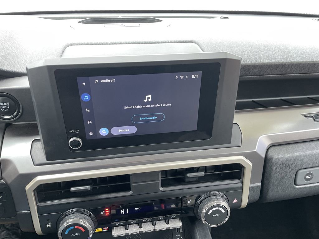 Certified 2025 Toyota Tacoma SR5 AWD/4WD image 19