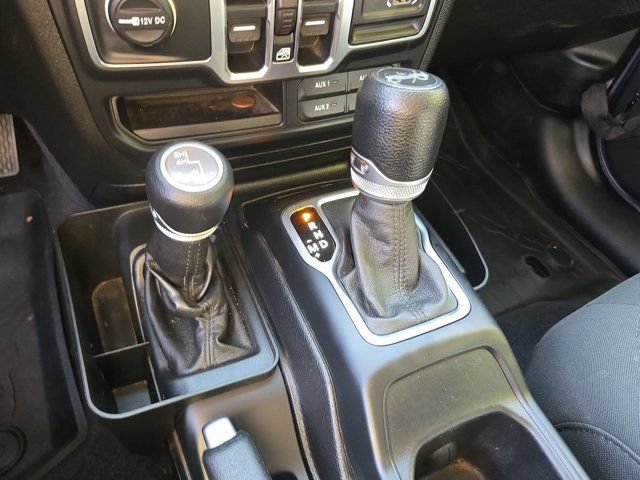 Used 2018 Jeep Wrangler Unlimited Sport S AWD/4WD image 18