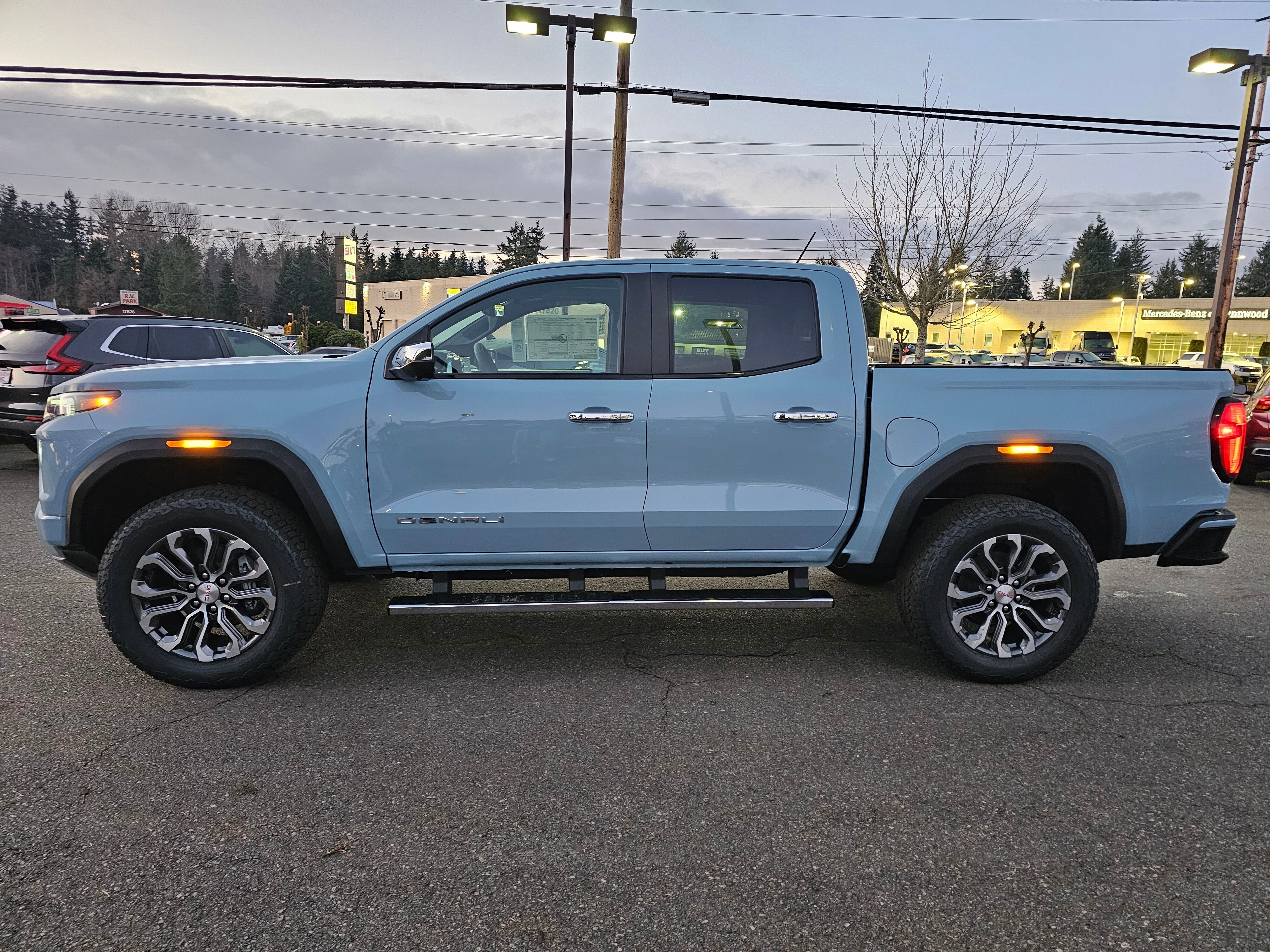 New 2026 GMC Canyon Denali image 4