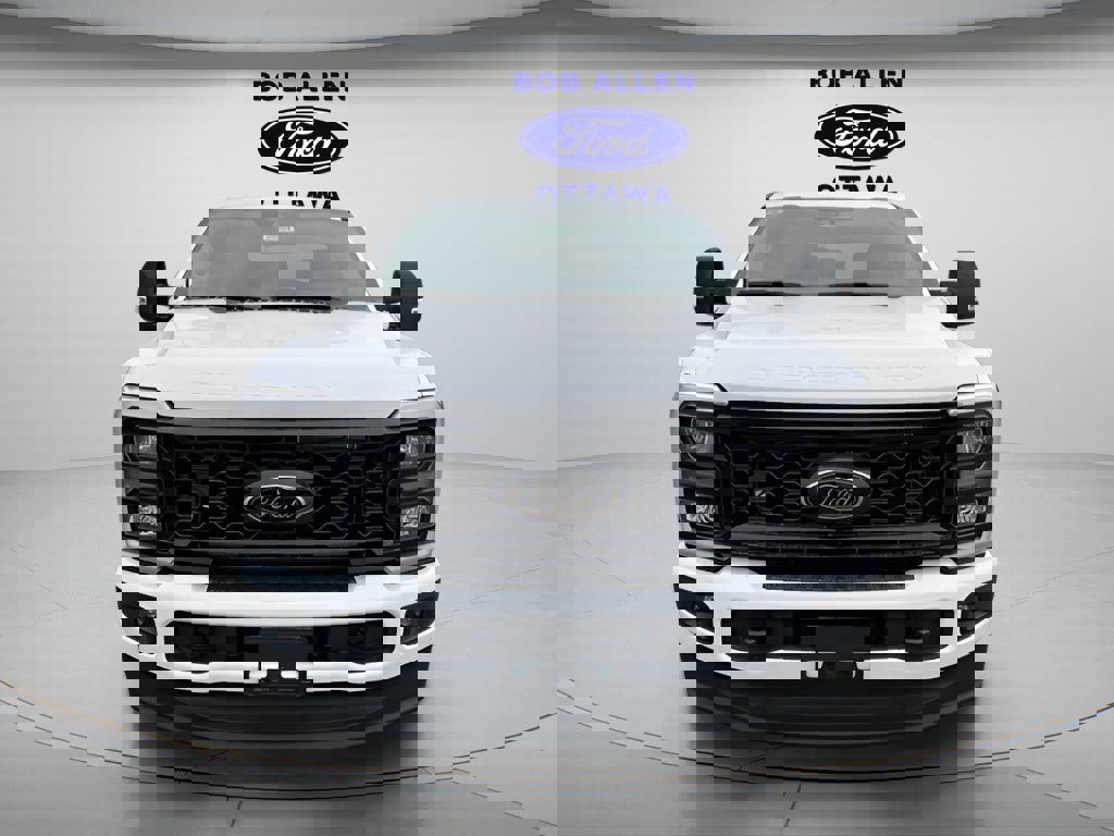 New 2026 Ford F250 Lariat w/ Black Appearance Package image 7