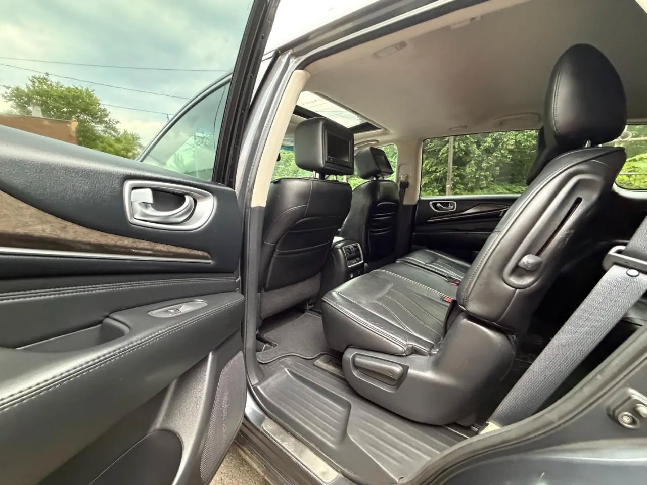 Used 2014 INFINITI QX60 Luxe w/ Premium Plus Package AWD/4WD image 23