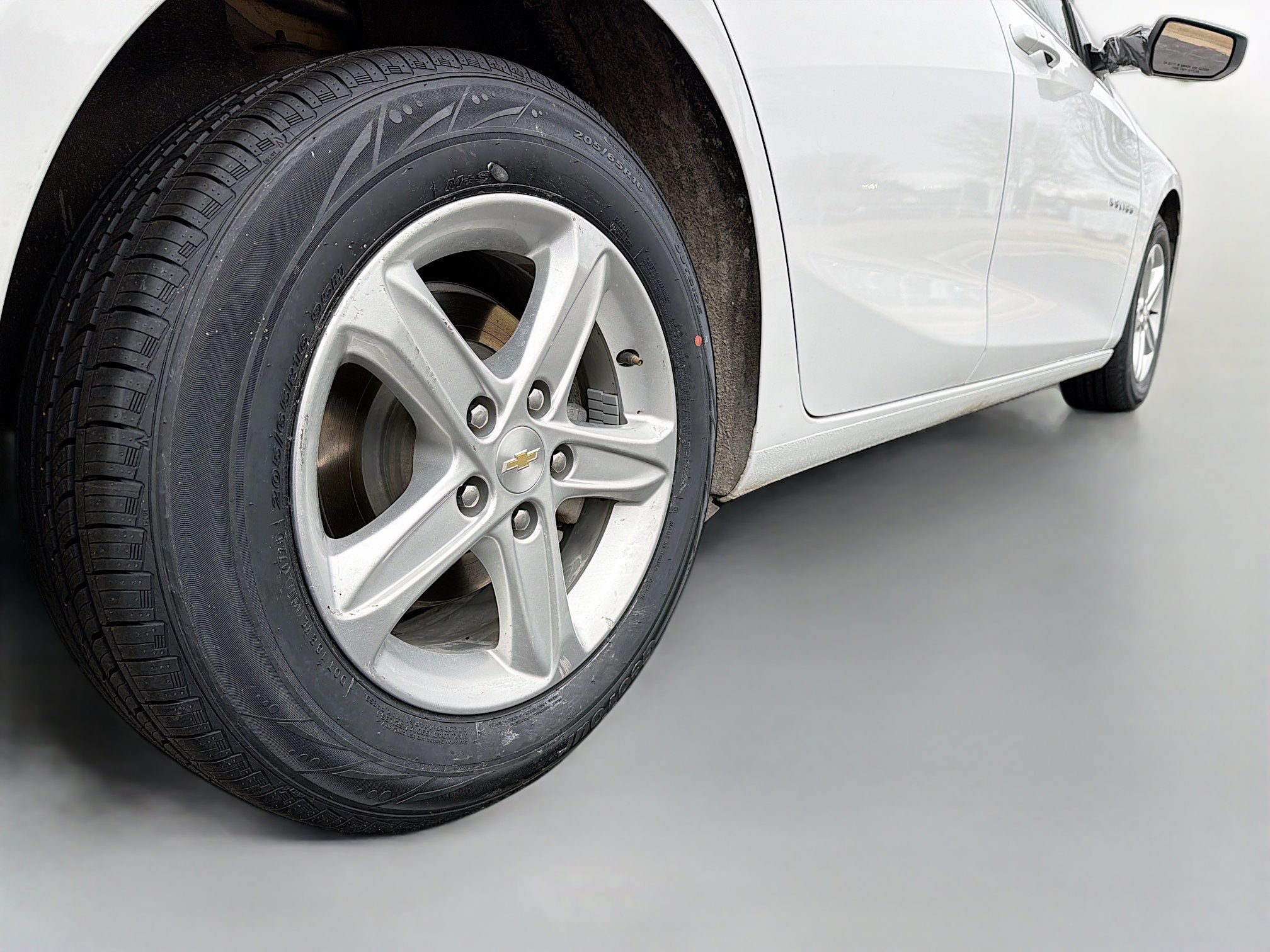 Used 2023 Chevrolet Malibu LS FWD image 13