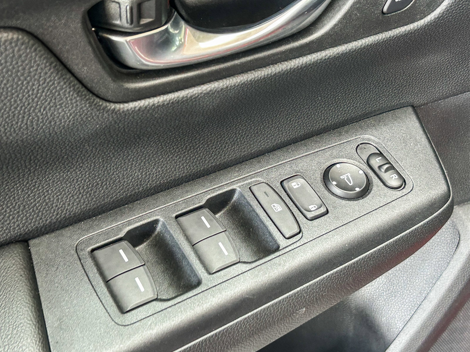 Used 2026 Honda CR-V Sport-L image 25