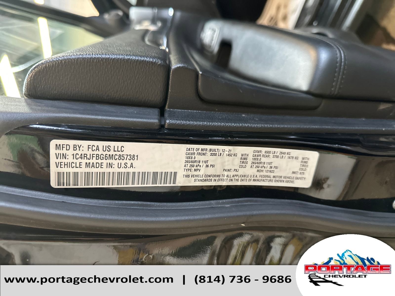 Used 2021 Jeep Grand Cherokee Limited w/ Trailer Tow Group IV image 34