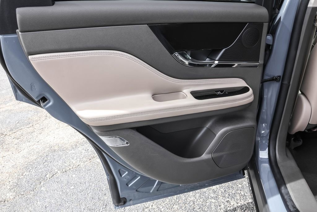 Used 2024 Lincoln Corsair AWD w/ Equipment Group 101A image 30