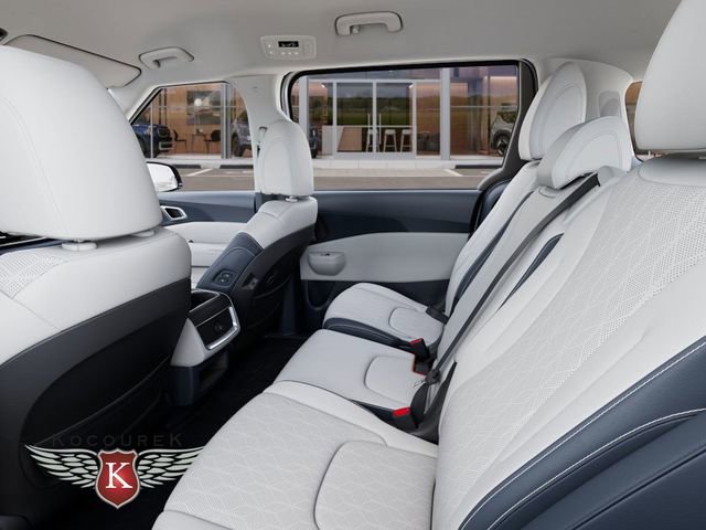 New 2026 Kia Carnival EX image 18