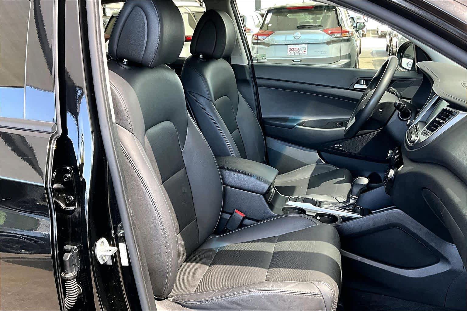 Used 2017 Hyundai Tucson SE Plus image 9