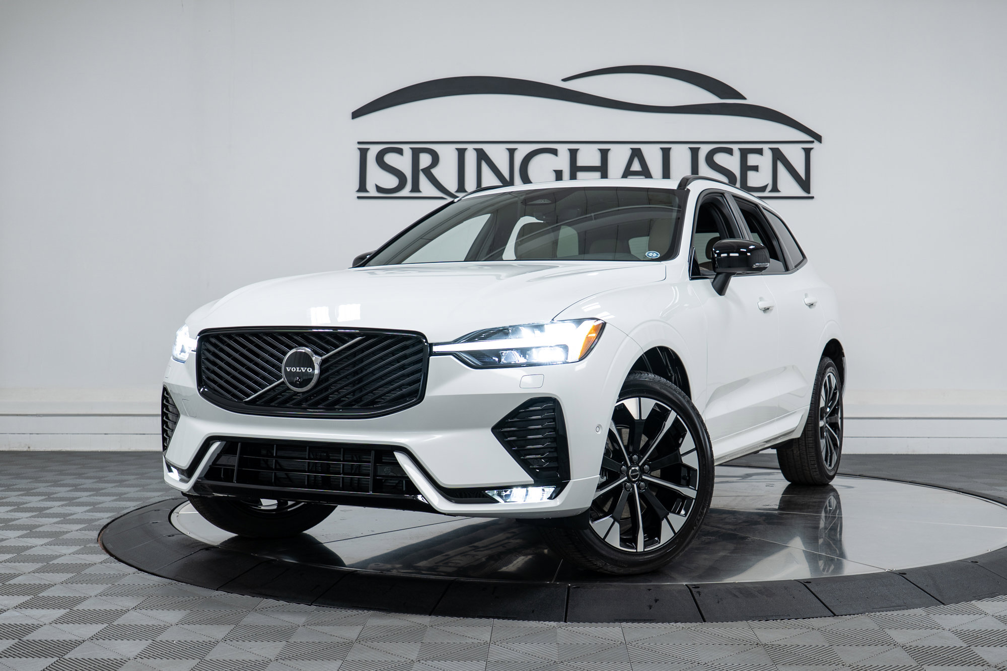 New 2026 Volvo XC60 B5 Plus w/ Climate Package image 26