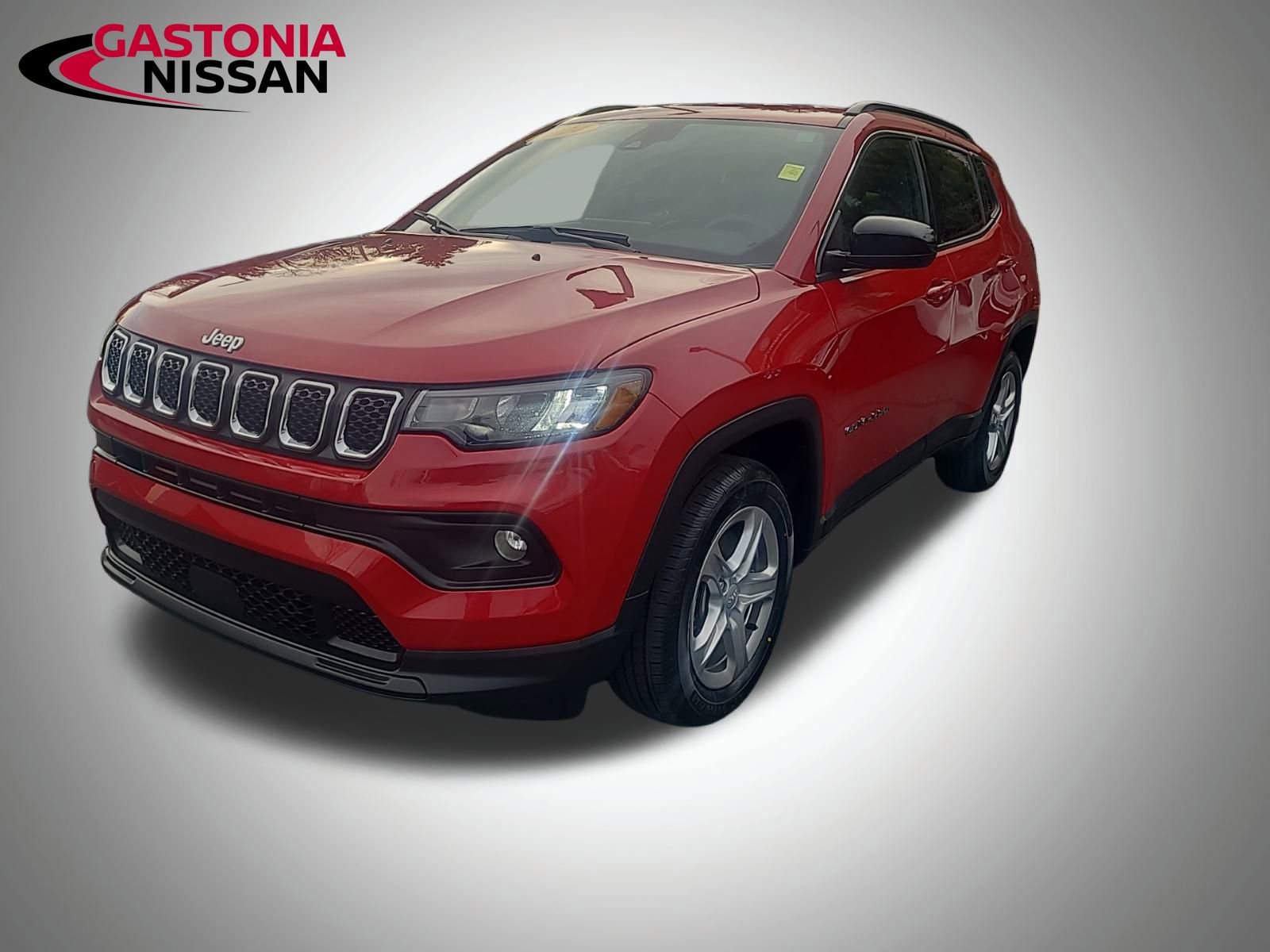 Used 2024 Jeep Compass Latitude image 6