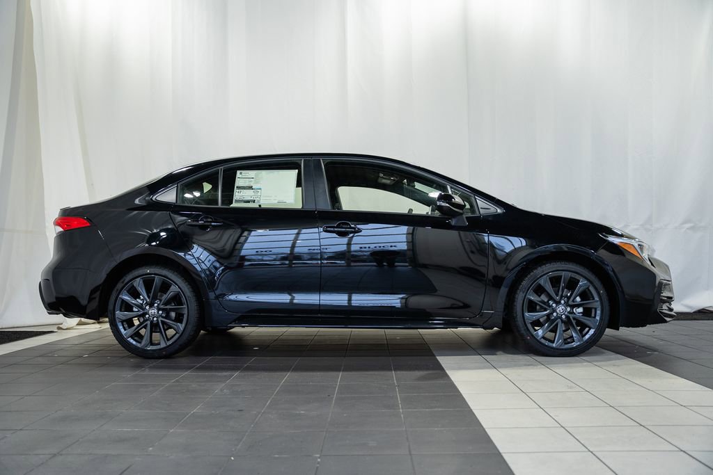 New 2026 Toyota Corolla SE image 3