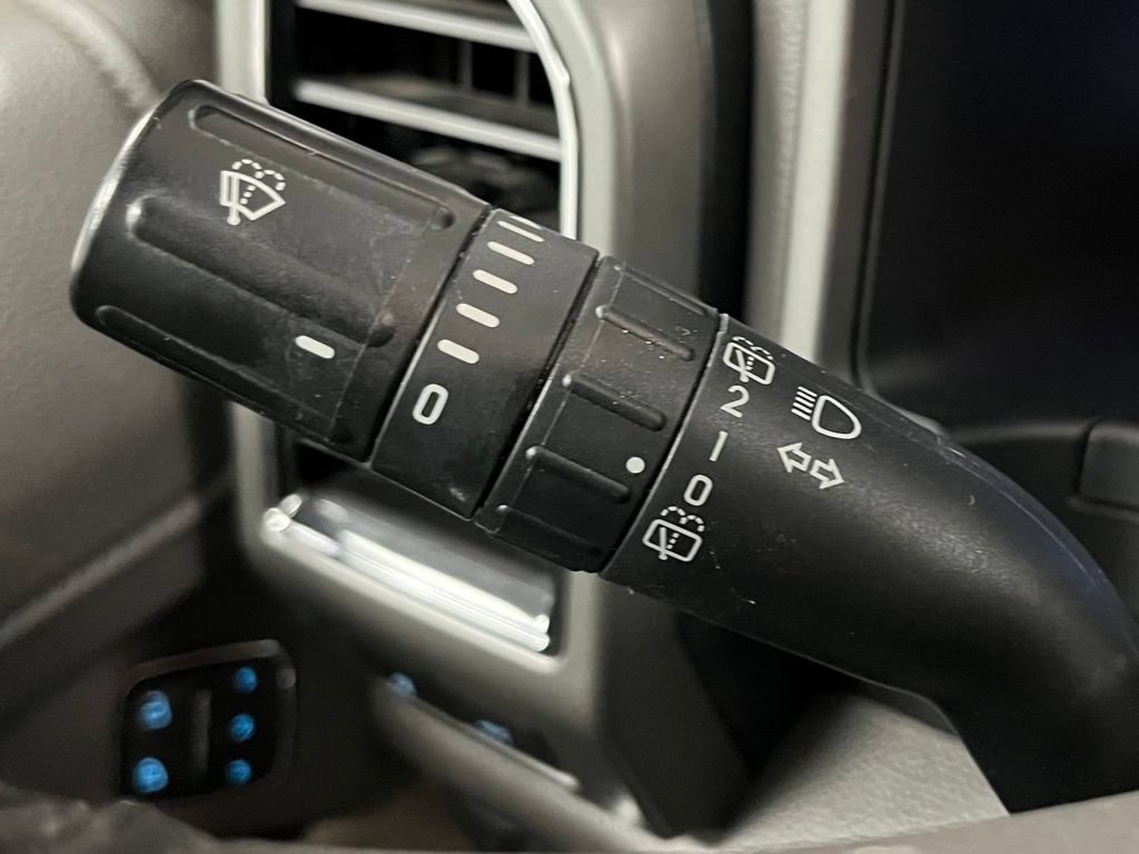 Used 2021 Ford Expedition Max XLT AWD/4WD image 32