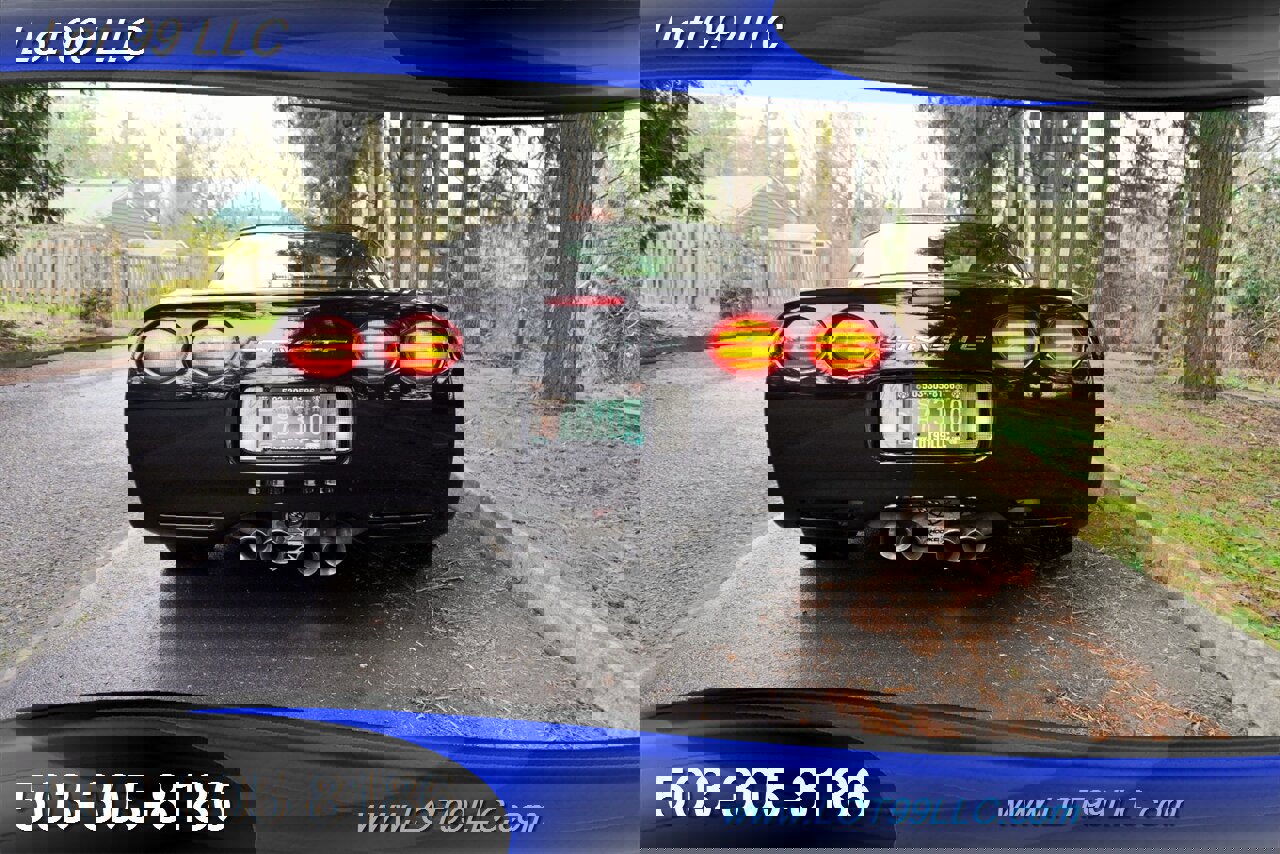 Used 2004 Chevrolet Corvette Coupe w/ Preferred Equipment Group image 10