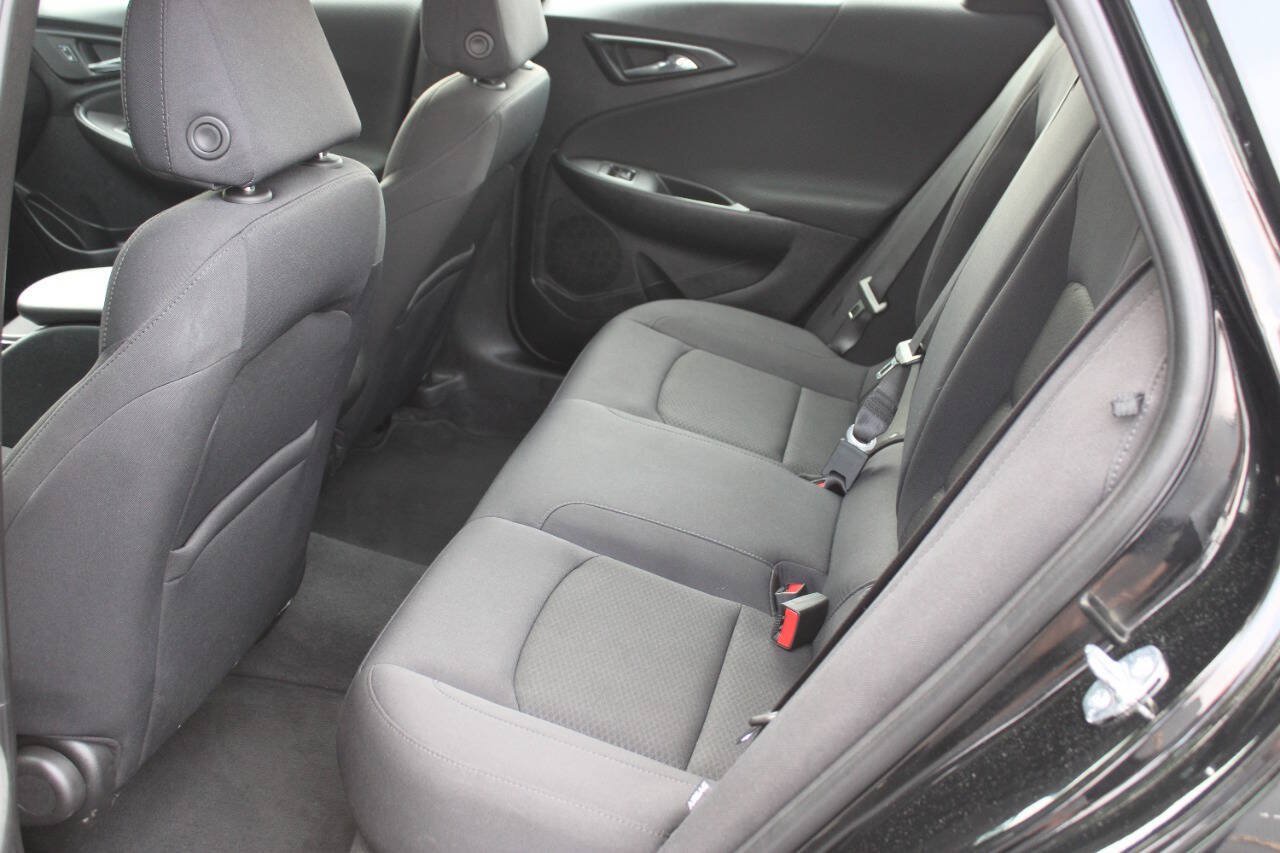 Used 2022 Chevrolet Malibu LS FWD image 12