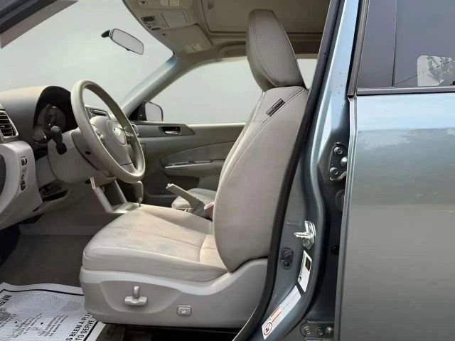 Used 2010 Subaru Forester 2.5X Premium image 10