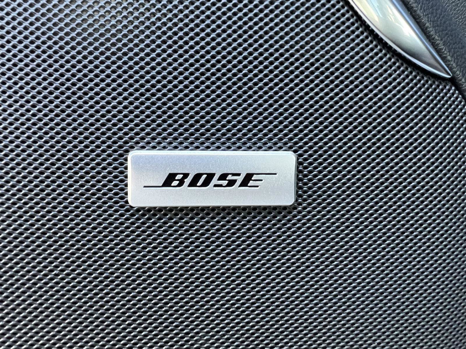 New 2026 GMC Yukon Denali w/ Sun & Power Step Package image 15