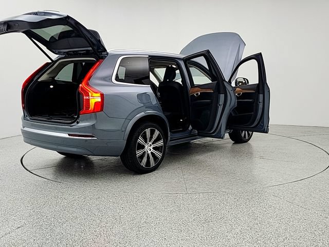 Certified 2023 Volvo XC90 T8 Plus w/ Protection Package Premier AWD/4WD image 11