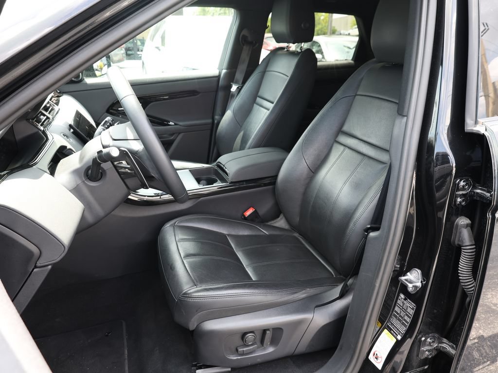 Used 2024 Land Rover Range Rover Evoque S AWD/4WD image 16
