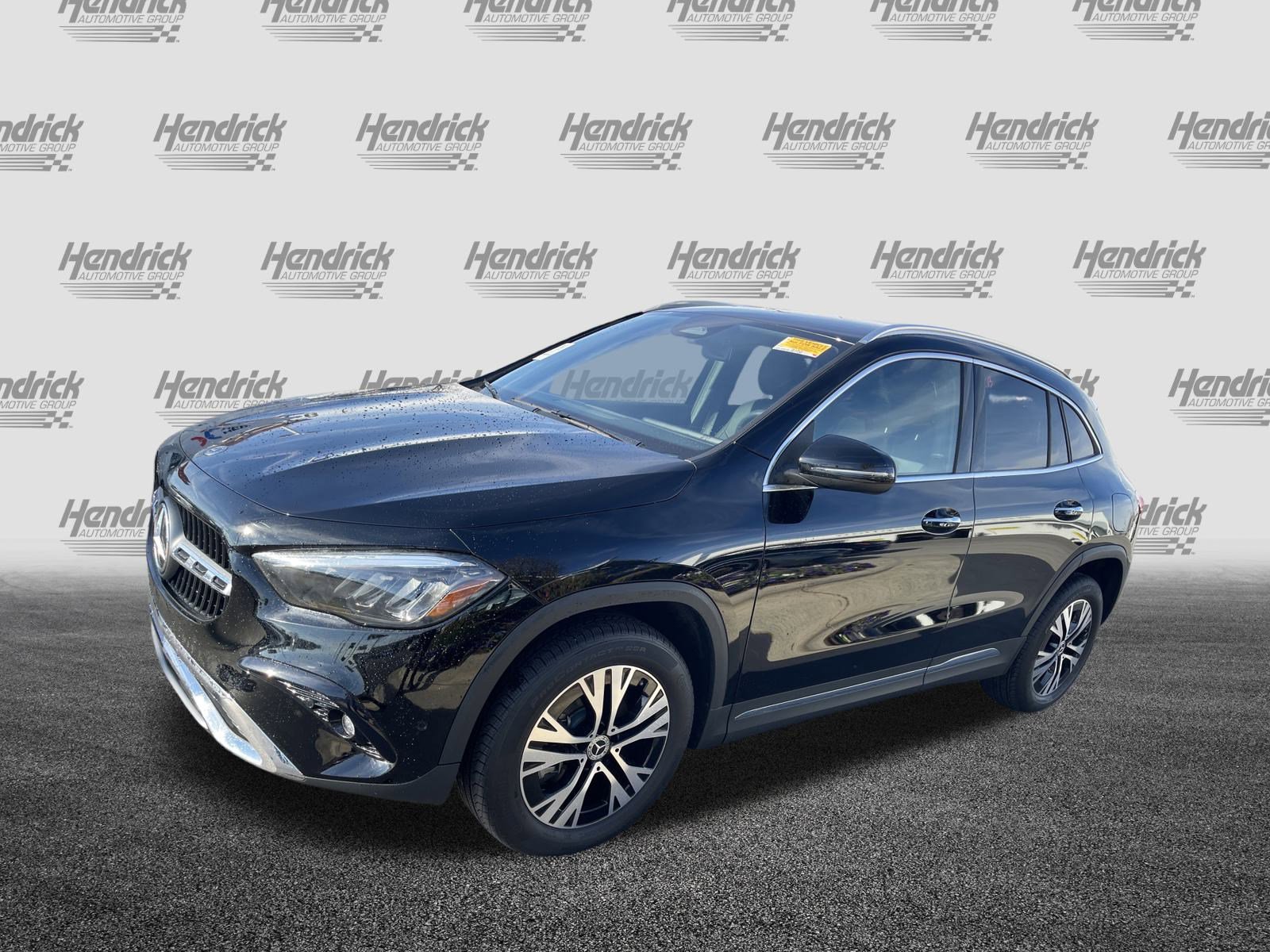 Certified 2025 Mercedes-Benz GLA 250 4MATIC w/ Driver Assistance Package image 5