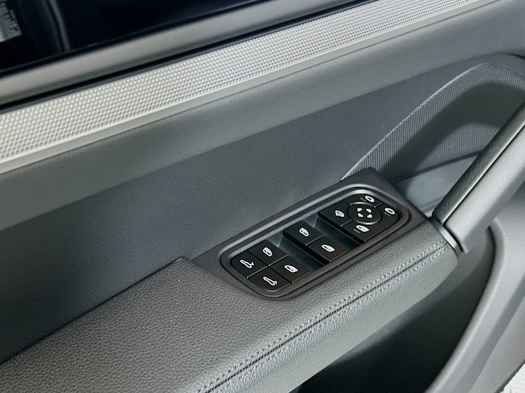 New 2026 Porsche Cayenne AWD/4WD image 20