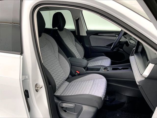 New 2026 Volkswagen Tiguan S AWD/4WD image 11