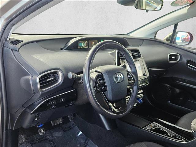 Used 2020 Toyota Prius Prime LE w/ Carpet Mat Package FWD image 10