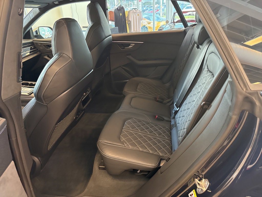 Used 2024 Audi SQ8 Prestige w/ Prestige Package image 22
