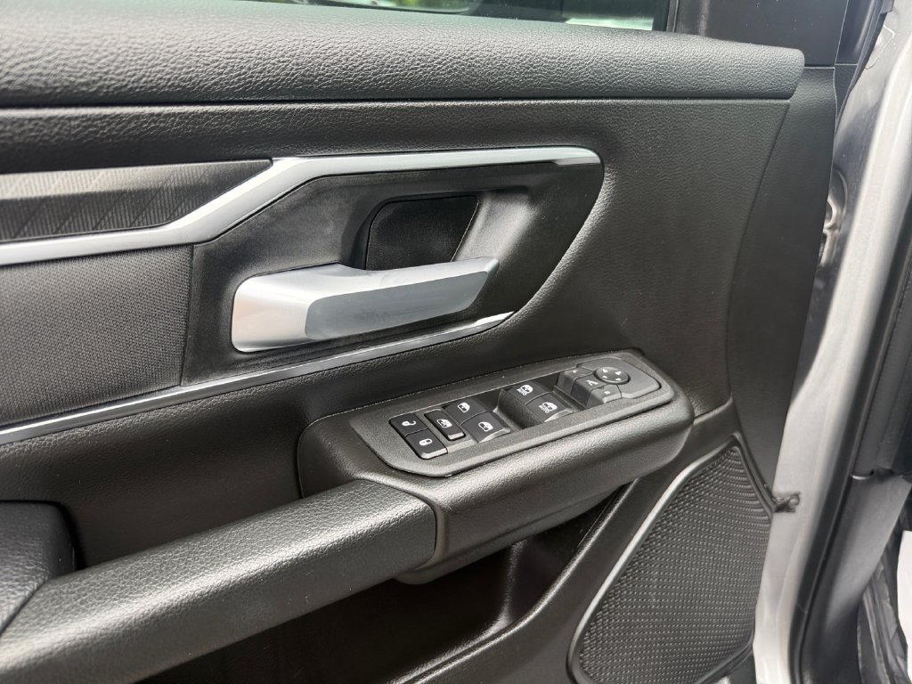 Used 2025 RAM 1500 Big Horn AWD/4WD image 19