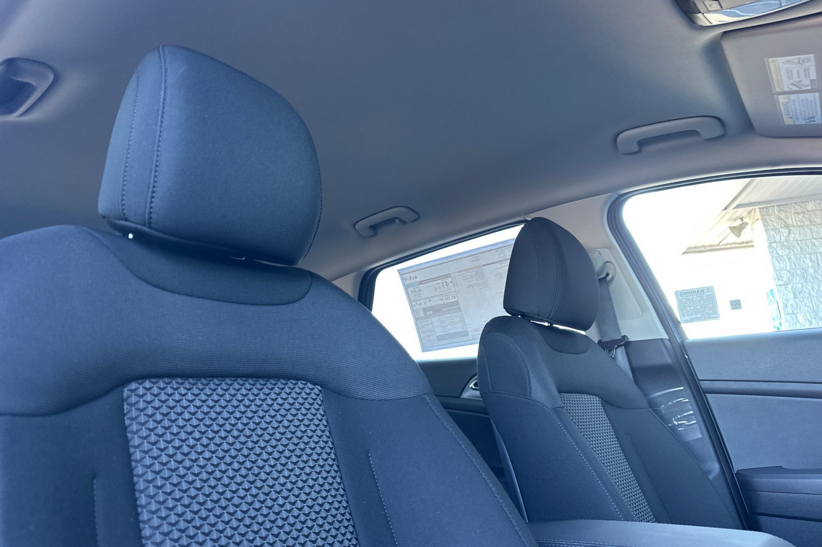 New 2027 Kia Sportage S FWD image 17