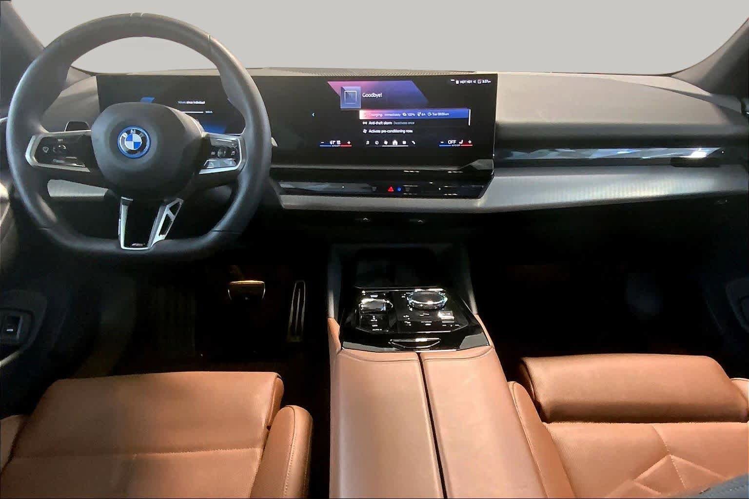 Used 2025 BMW i5 xDrive40 w/ Executive Package AWD/4WD image 15