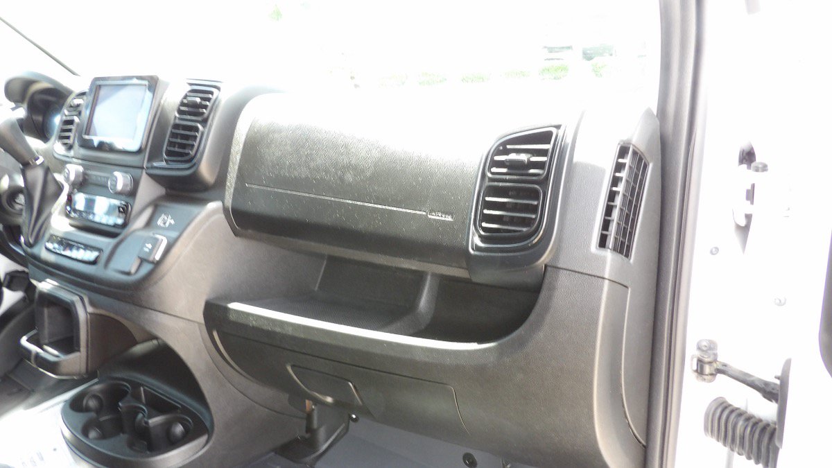 Used 2025 RAM ProMaster 2500 w/ U-Haul Equipment Group FWD image 20