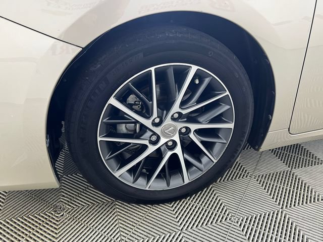 Used 2017 Lexus ES 350 w/ Luxury Package FWD image 26