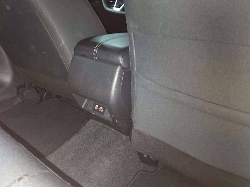 Used 2025 Nissan Altima 2.5 SV FWD image 18