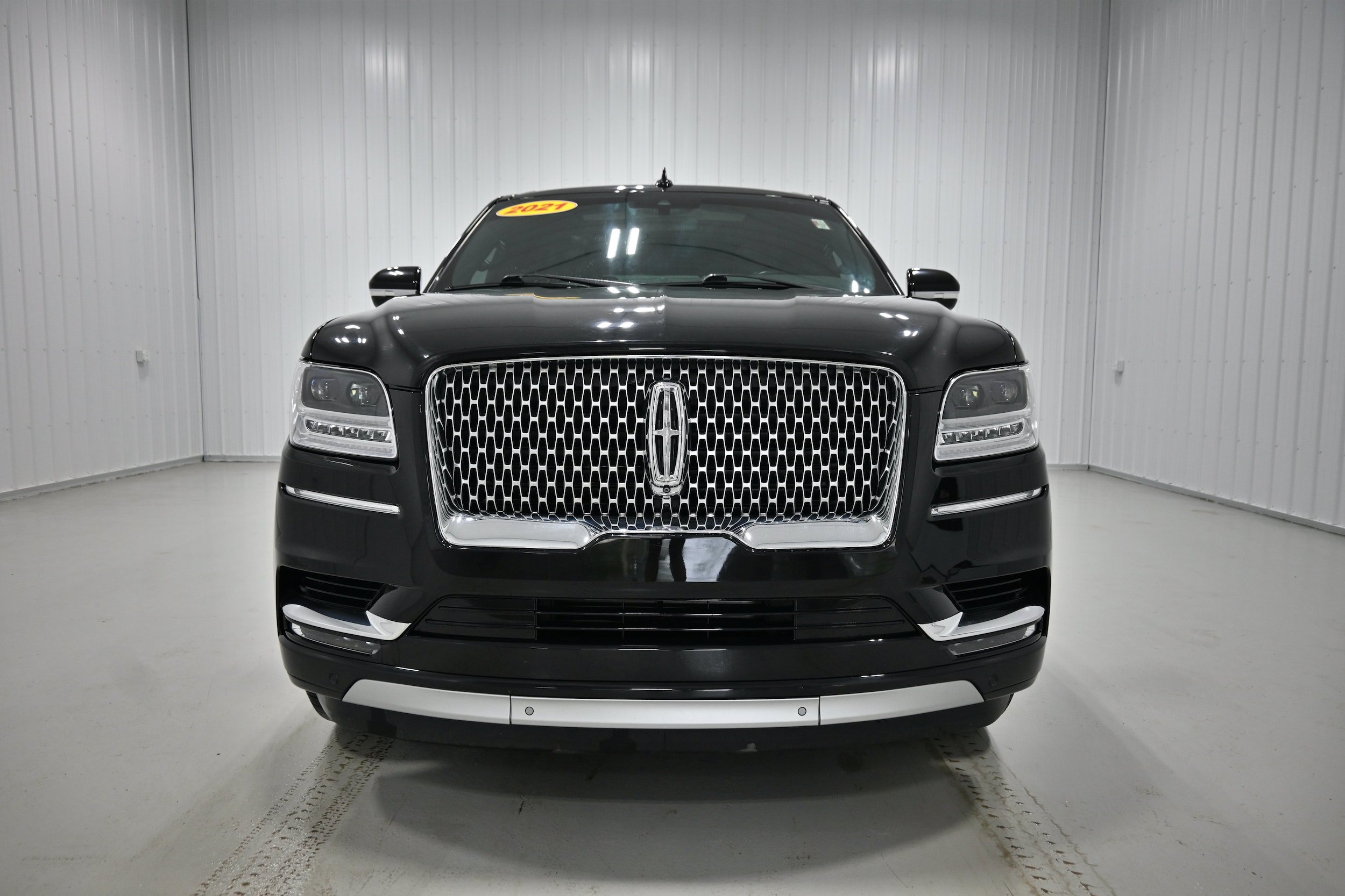 Used 2021 Lincoln Navigator Reserve AWD/4WD image 23