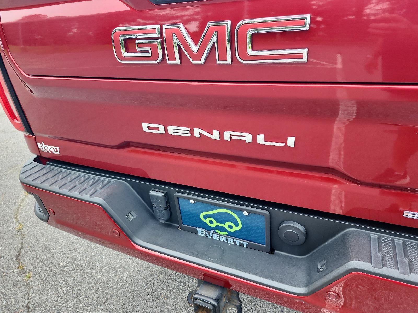 Certified 2022 GMC Sierra 2500 Denali w/ Denali Ultimate Package AWD/4WD image 4