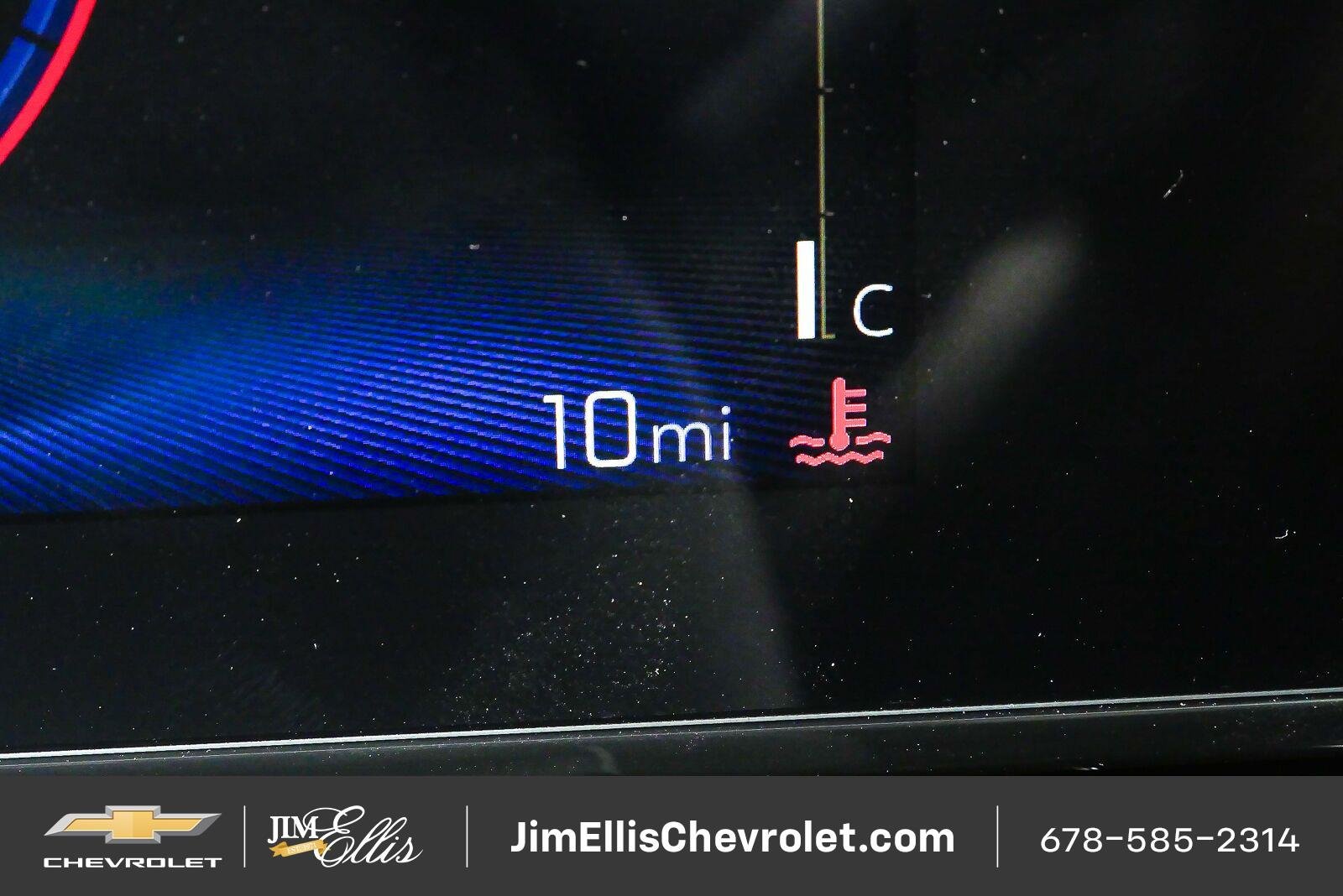 New 2026 Chevrolet Trax ACTIV w/ Sunroof Package FWD image 8