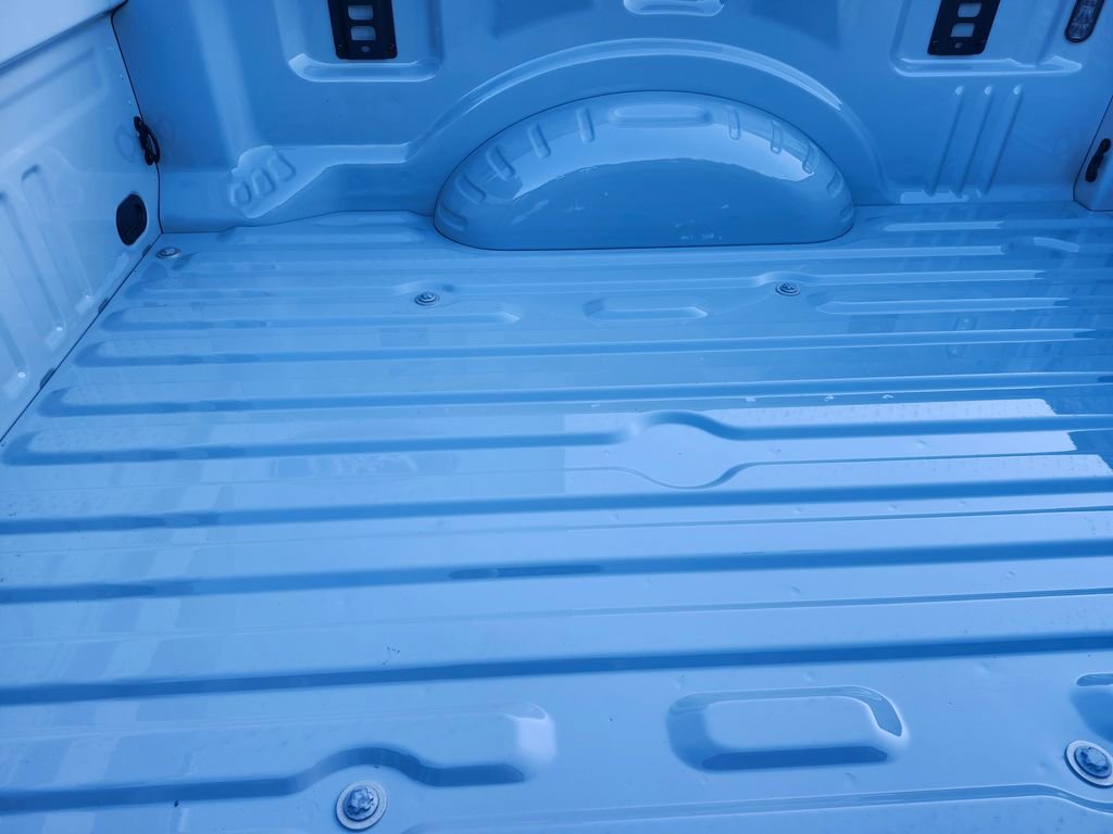 Used 2025 Ford F350 Lariat w/ Camper Package image 13