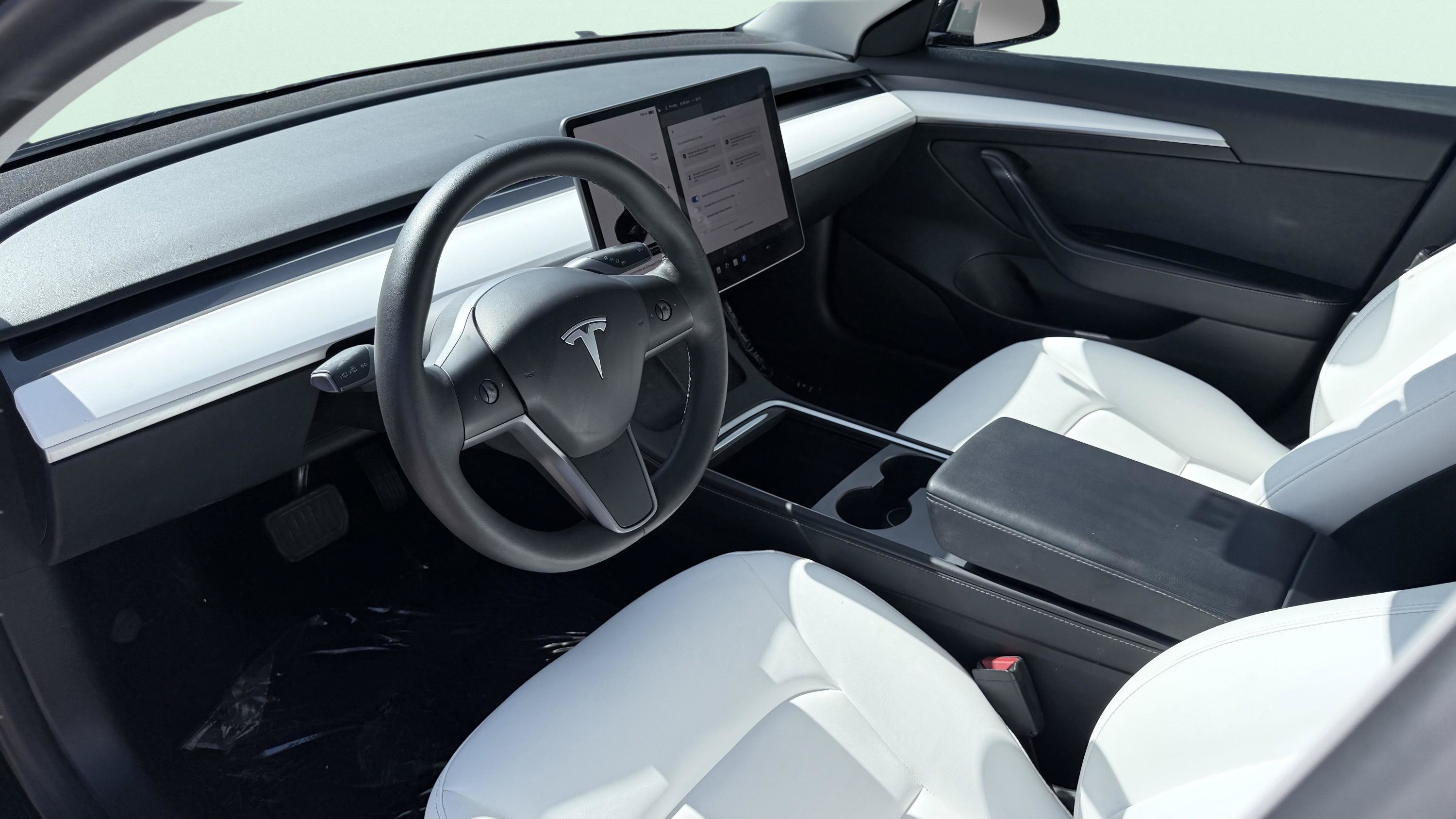 Used 2023 Tesla Model 3 Standard Range RWD image 19