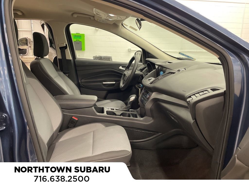 Used 2018 Ford Escape SE w/ SE Sync 3 Package image 10