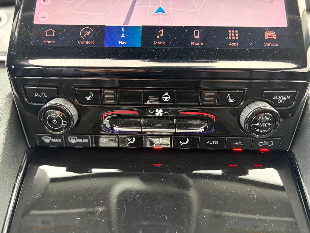 Used 2023 Jeep Grand Cherokee L Limited AWD/4WD image 34