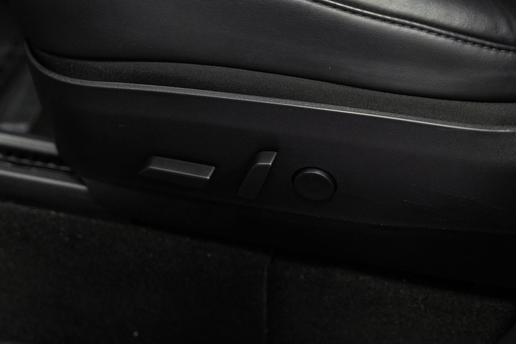 Used 2020 Tesla Model Y Performance image 35