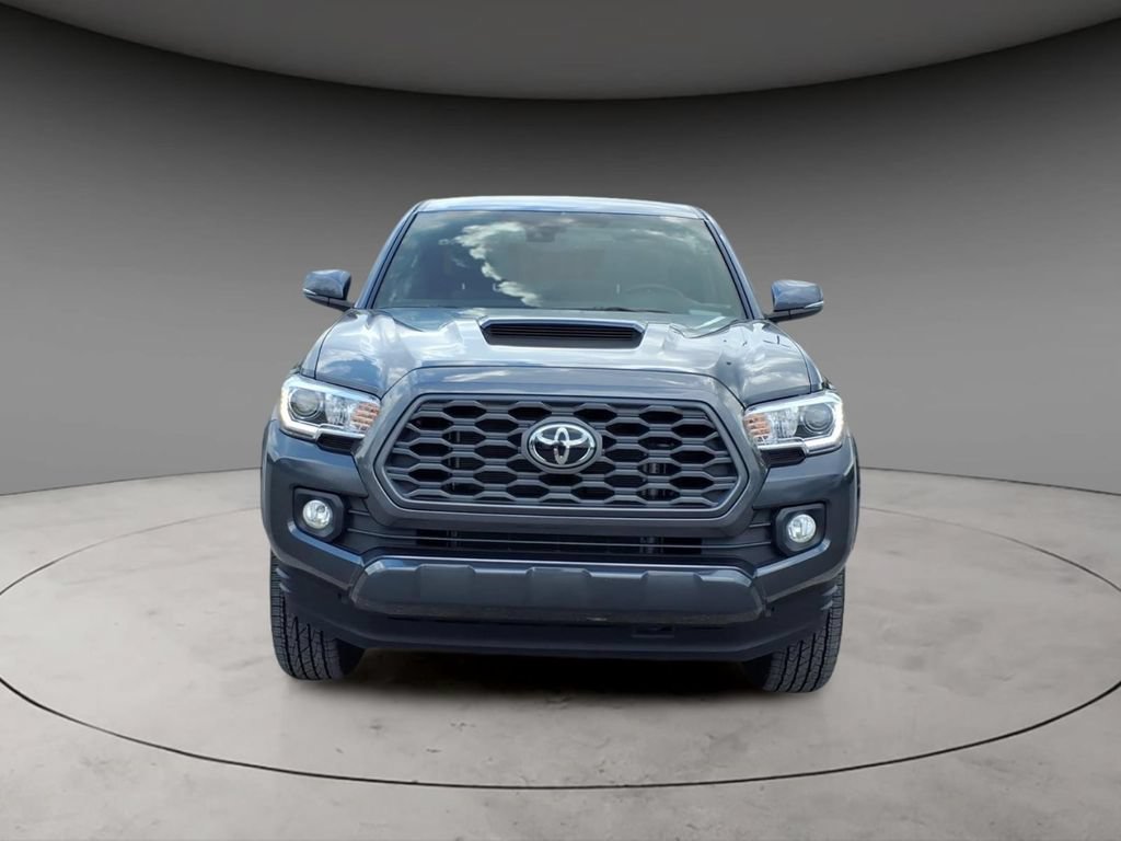 Used 2022 Toyota Tacoma TRD Sport w/ Black Out Package (TMS) AWD/4WD image 15
