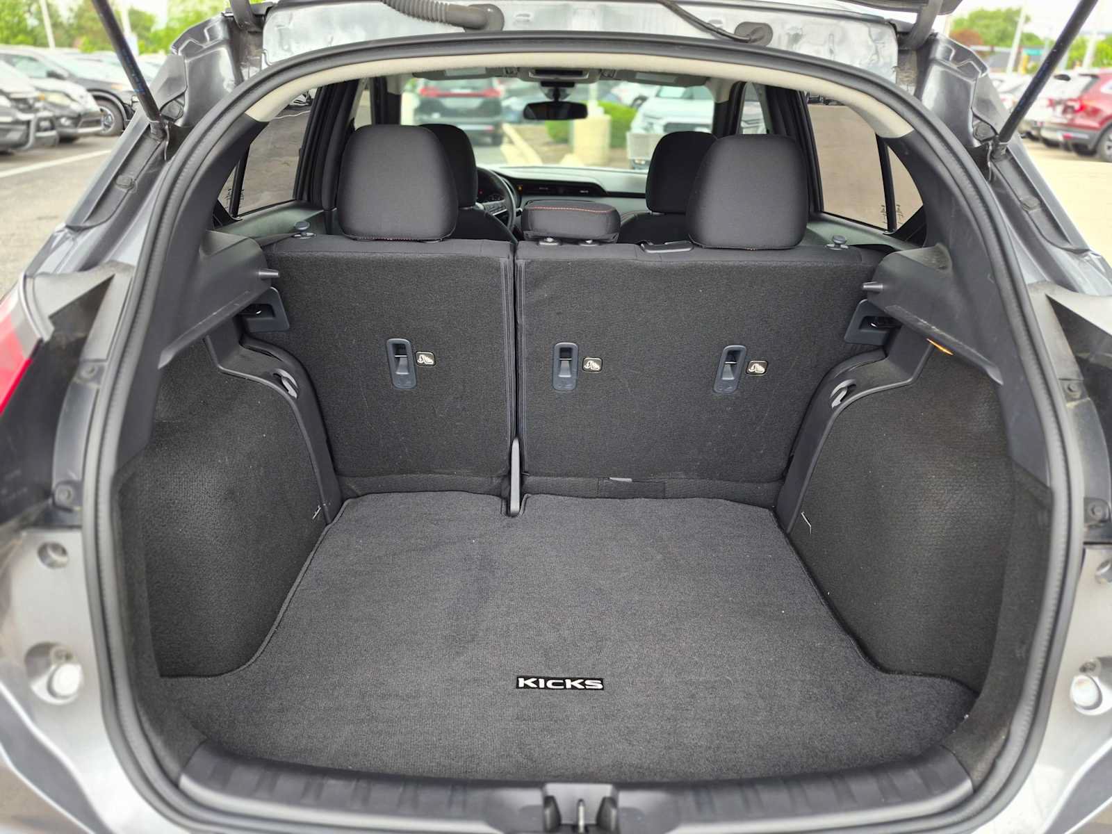 Used 2024 Nissan Kicks SR FWD image 25