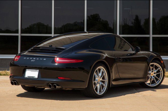 Used 2013 Porsche 911 Carrera S RWD image 2