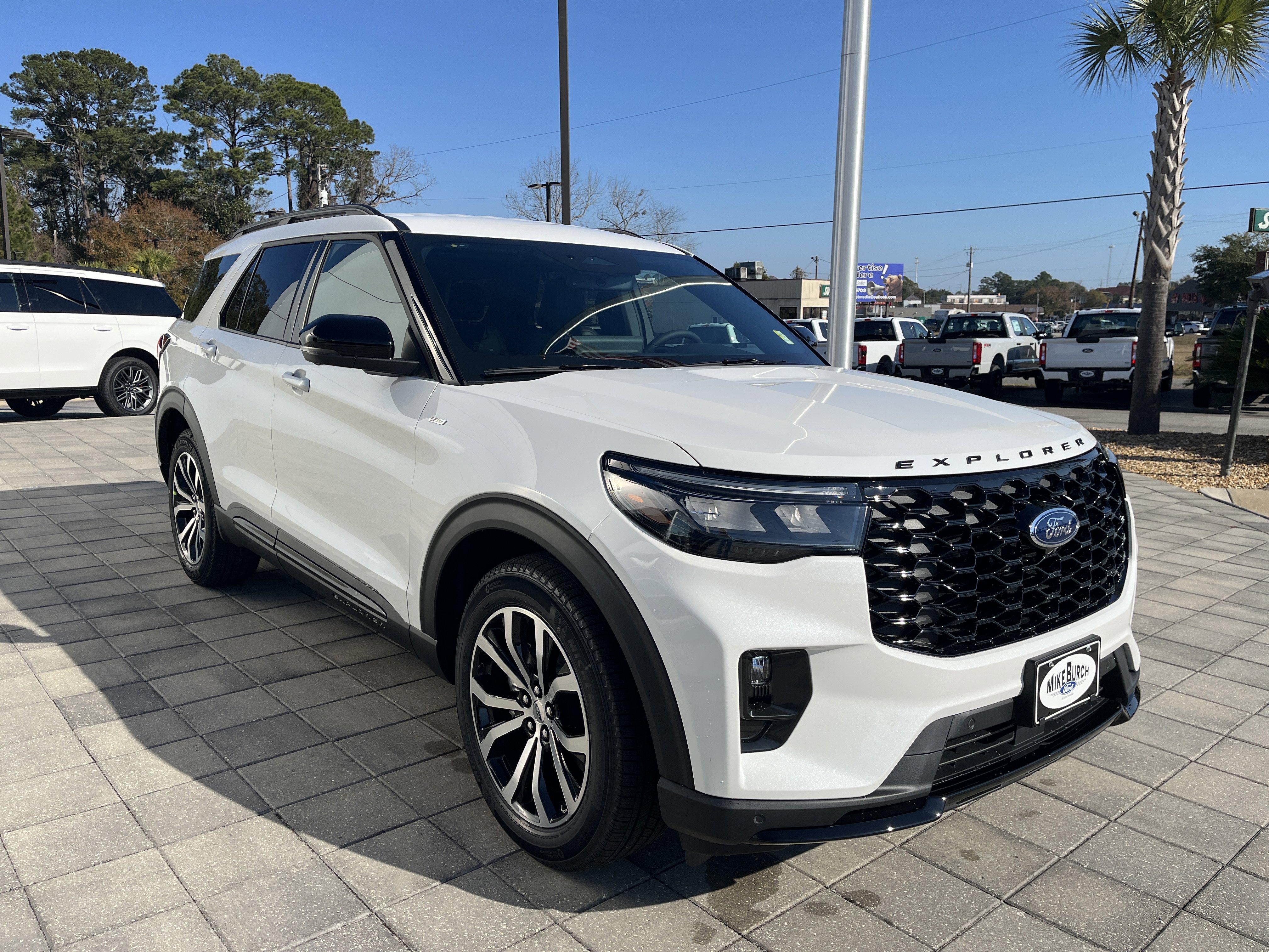 New 2026 Ford Explorer ST-Line w/ Premium Package image 8