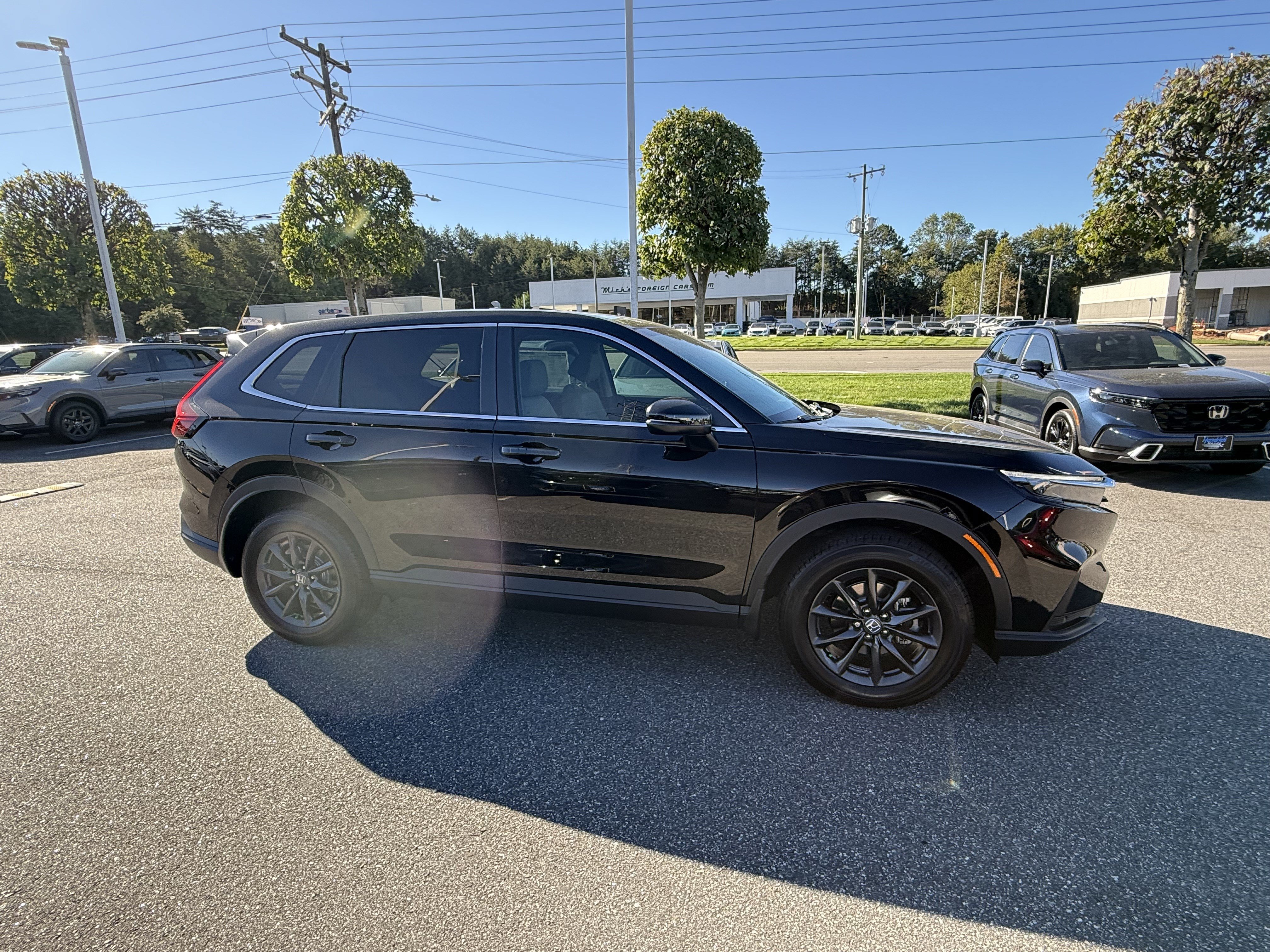 New 2026 Honda CR-V EX-L image 2
