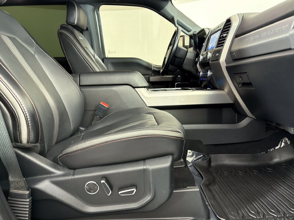 Used 2020 Ford F350 Platinum AWD/4WD image 22