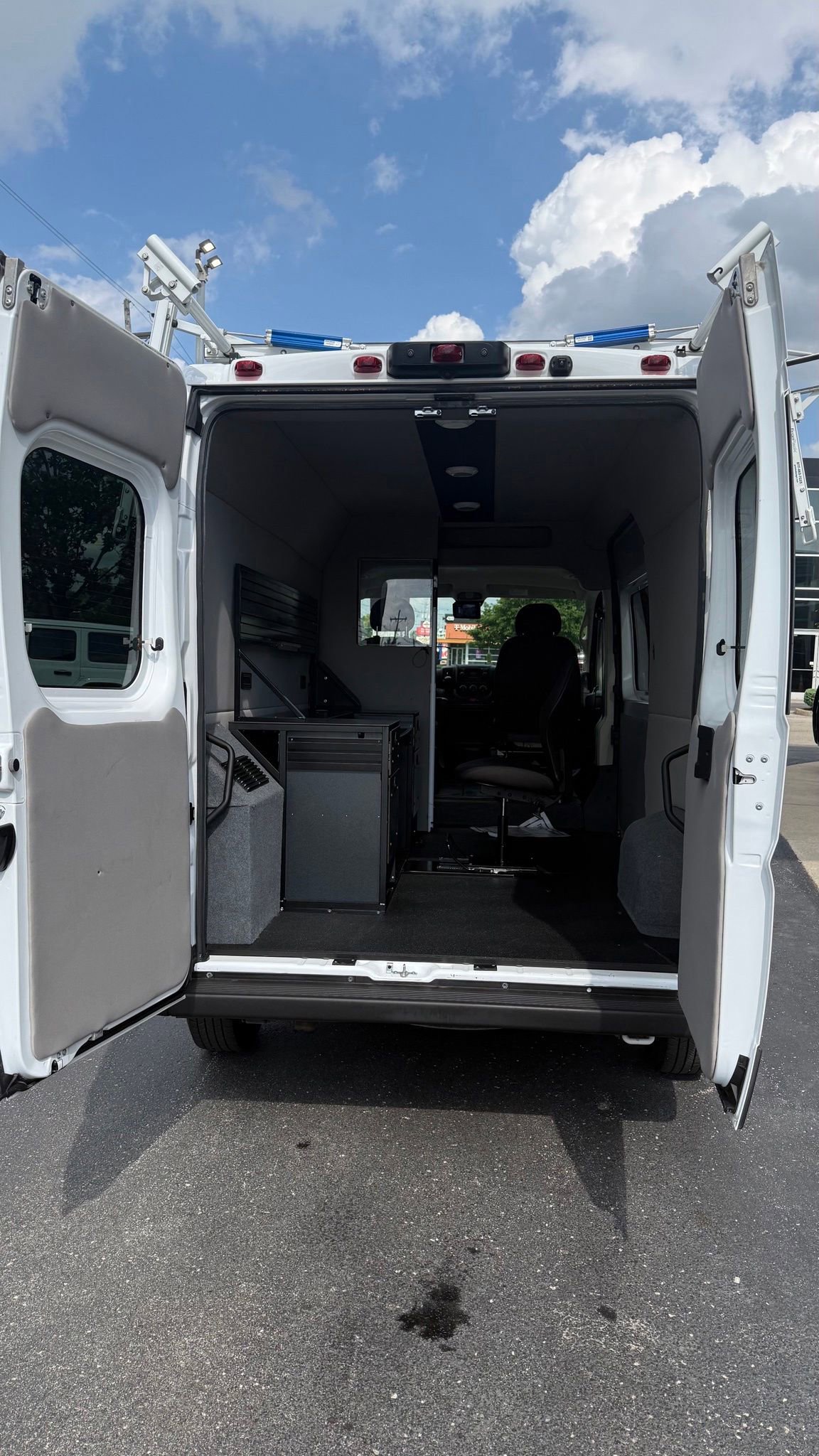 Used 2021 RAM ProMaster 1500 FWD image 12