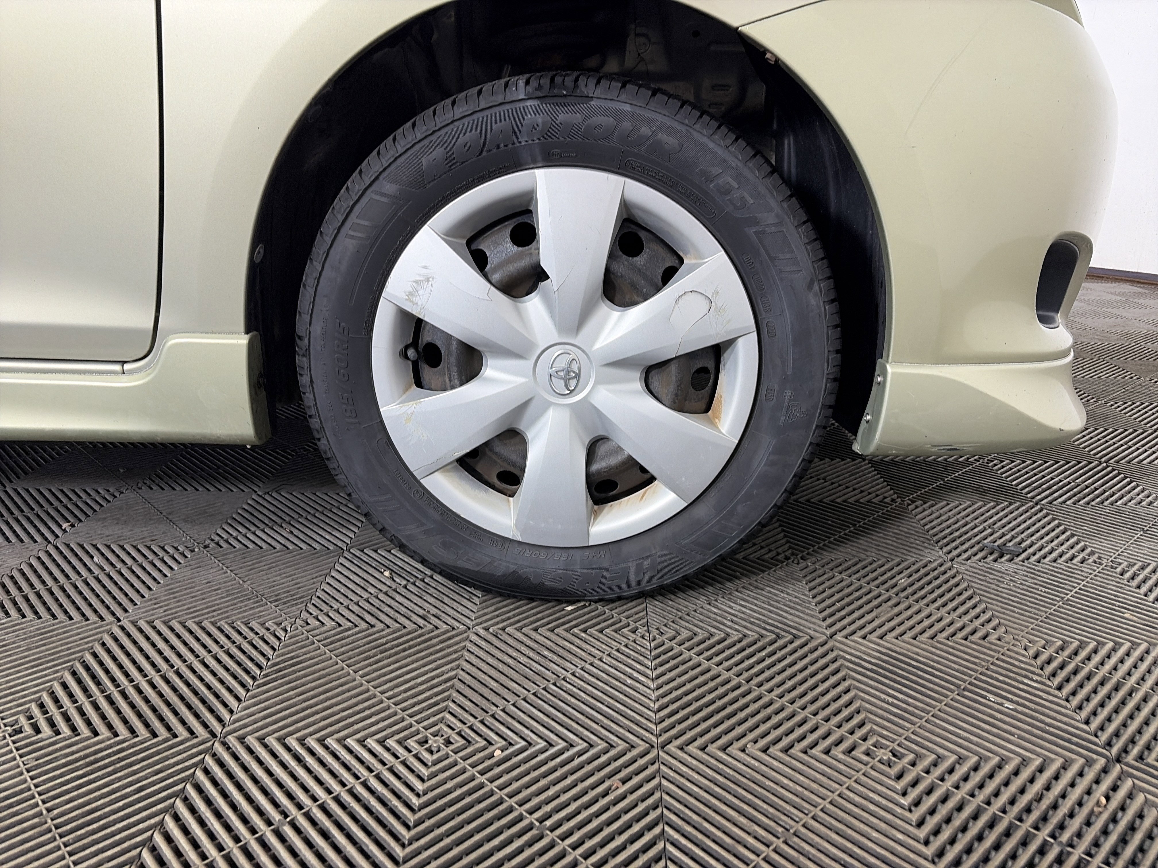 Used 2007 Toyota Yaris Sedan image 43