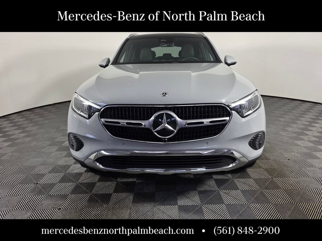 Certified 2026 Mercedes-Benz GLC 300 image 2